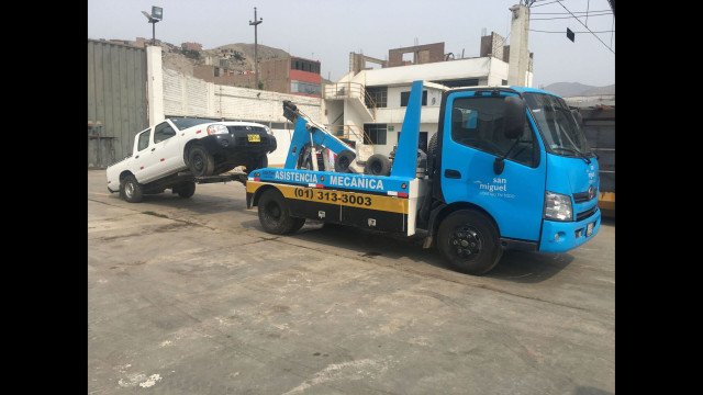 VENTA DE CAMION GRUA DE REMOLQUE HINO