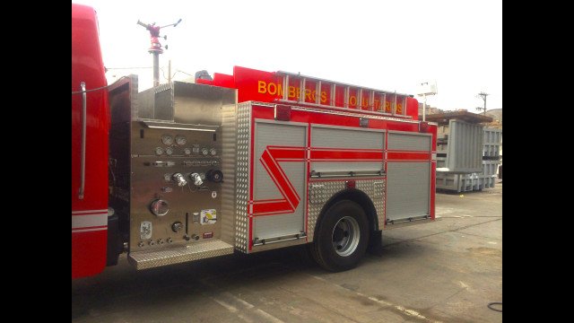 Equipamiento de Vehiculos Contra Incendios en Perú