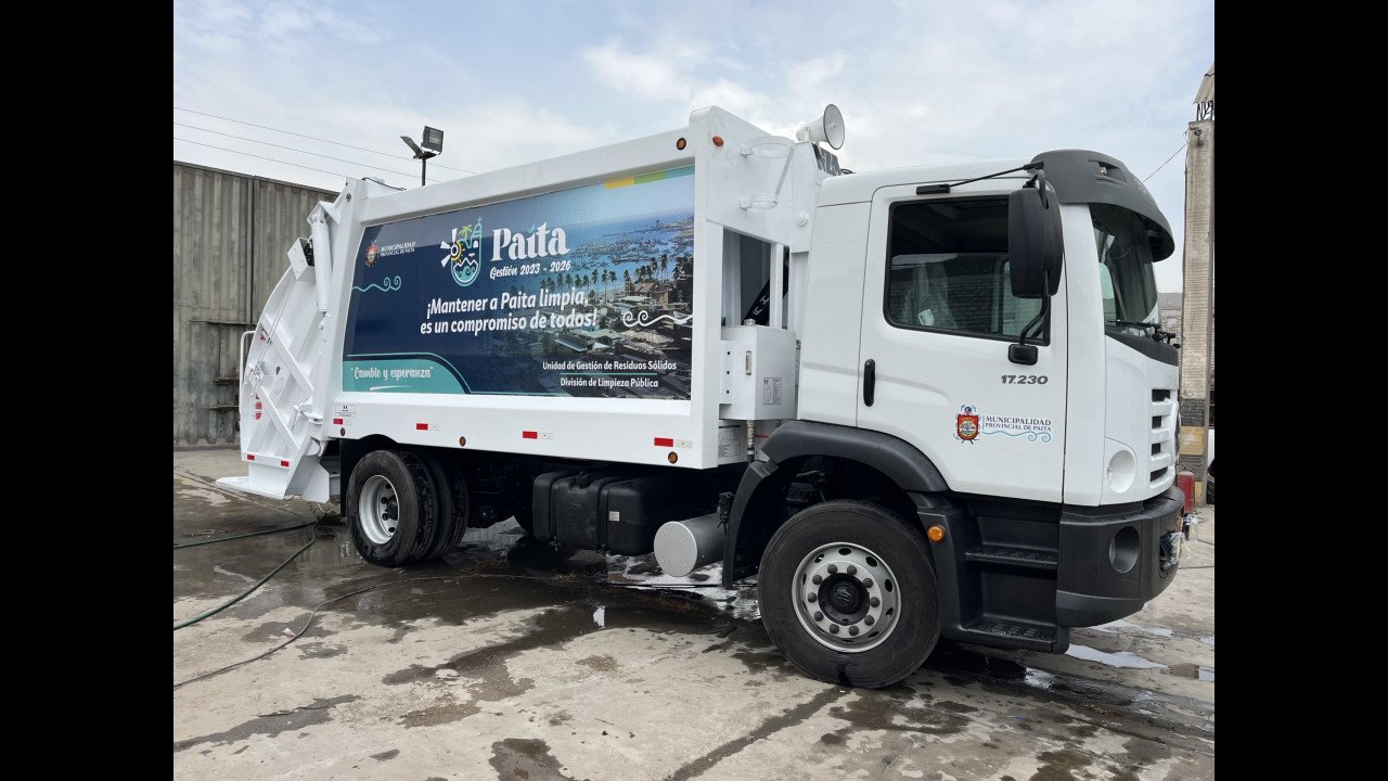 CAMION COMPACTADOR DE RESIDUOS SOLIDOS DE 15 M3 CAMION COMPACTADOR DE RESIDUOS SOLIDOS DE 15 M3