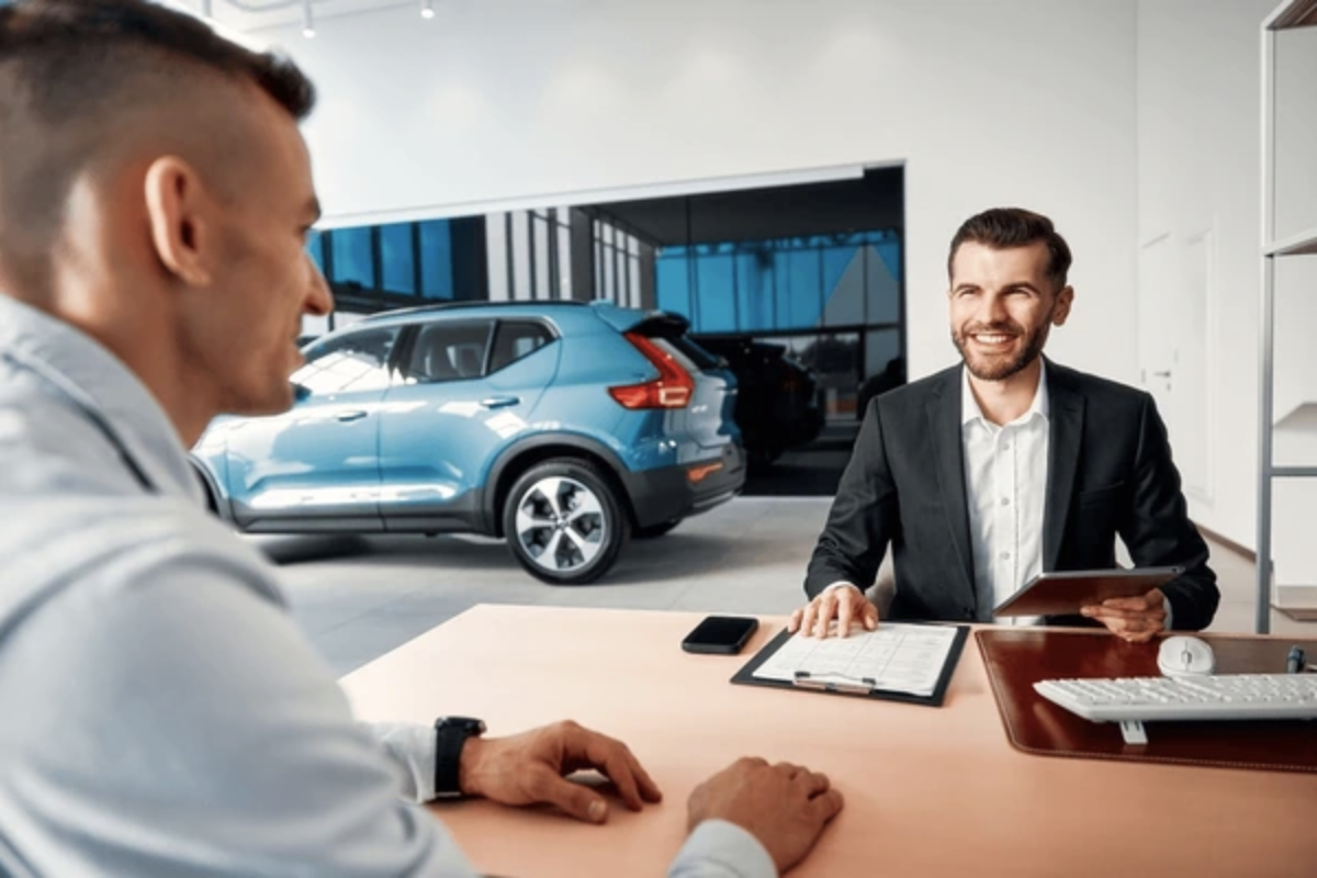 Cómo comprar un auto usado en Perú sin estafas revisando documentos