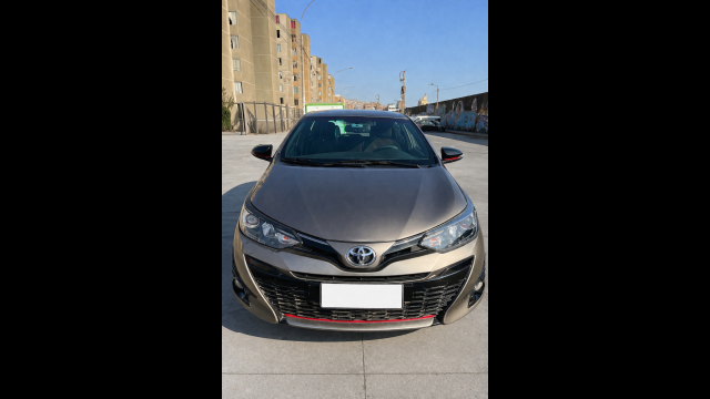 Toyota Yaris Hatchback – Buen estado