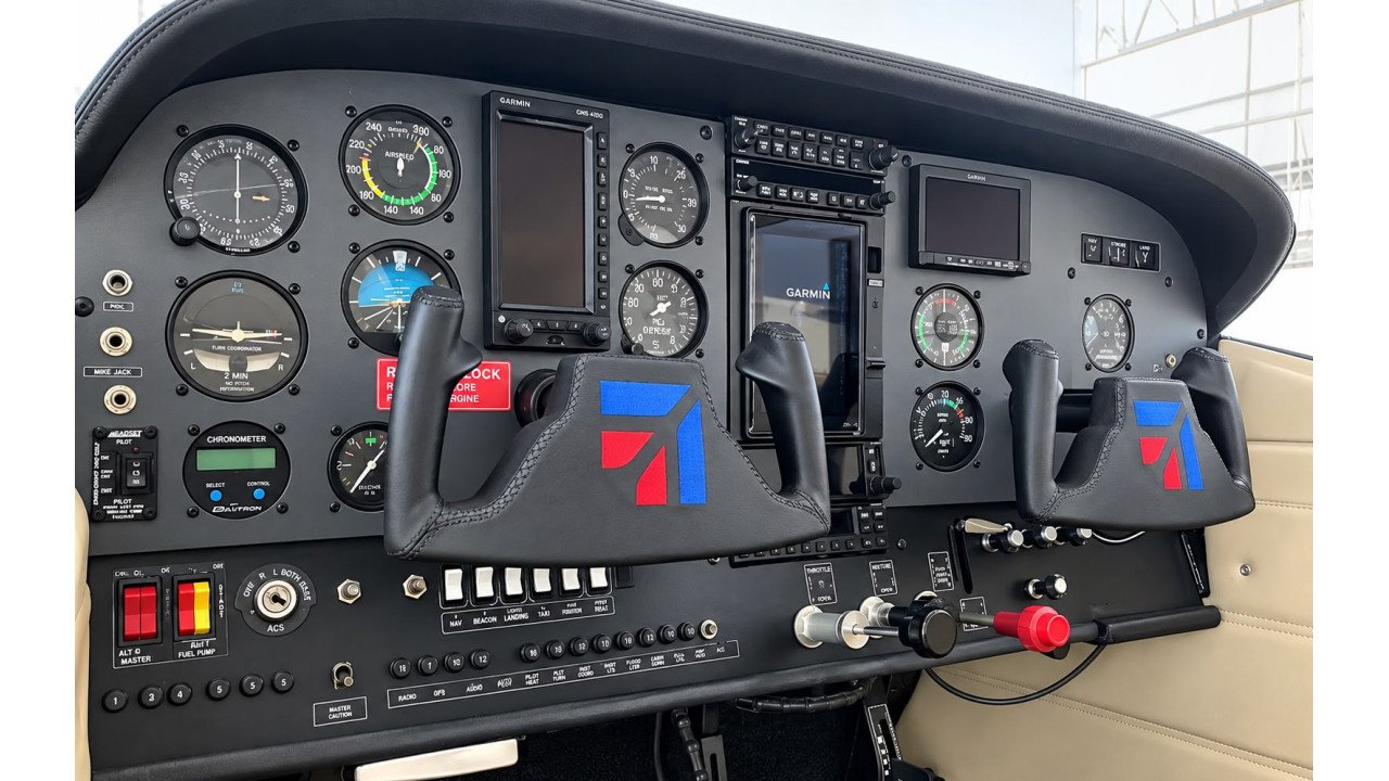 WhatsApp Image 2026-09-13 at 6.36.53 PM (1) Cessna 207 Turbo en venta - Vehiqmas